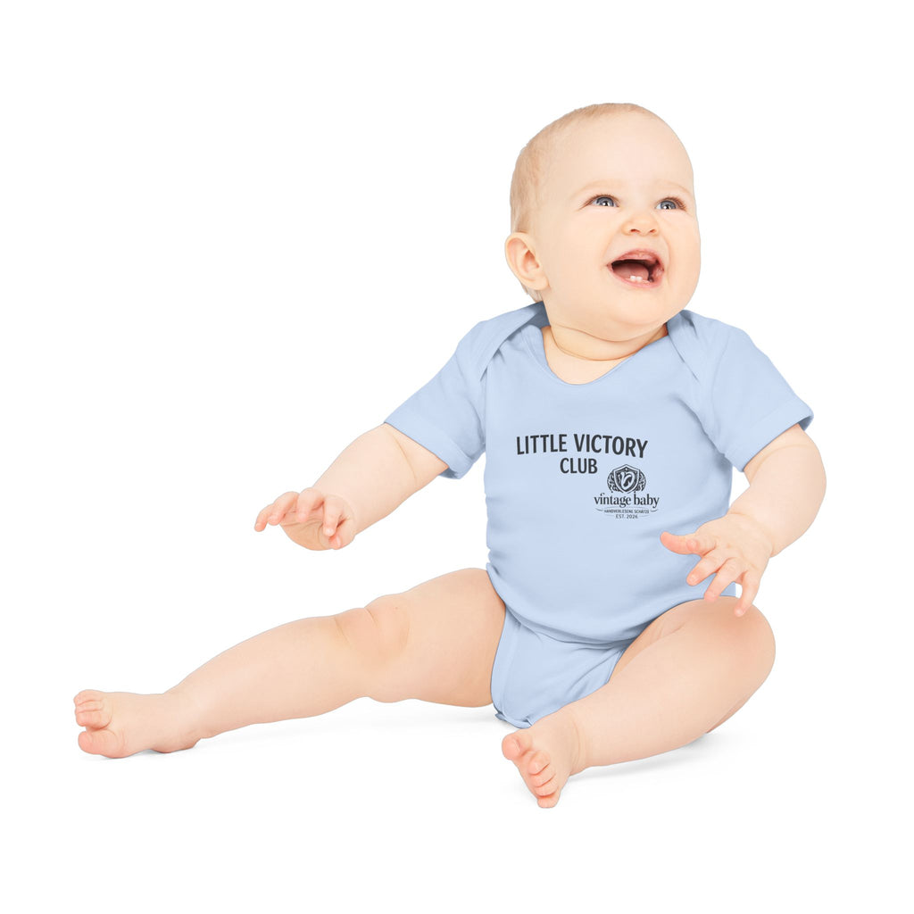 Baby-Body „Little Victory Club“ Kurzarm-Body aus Bio‑Baumwolle